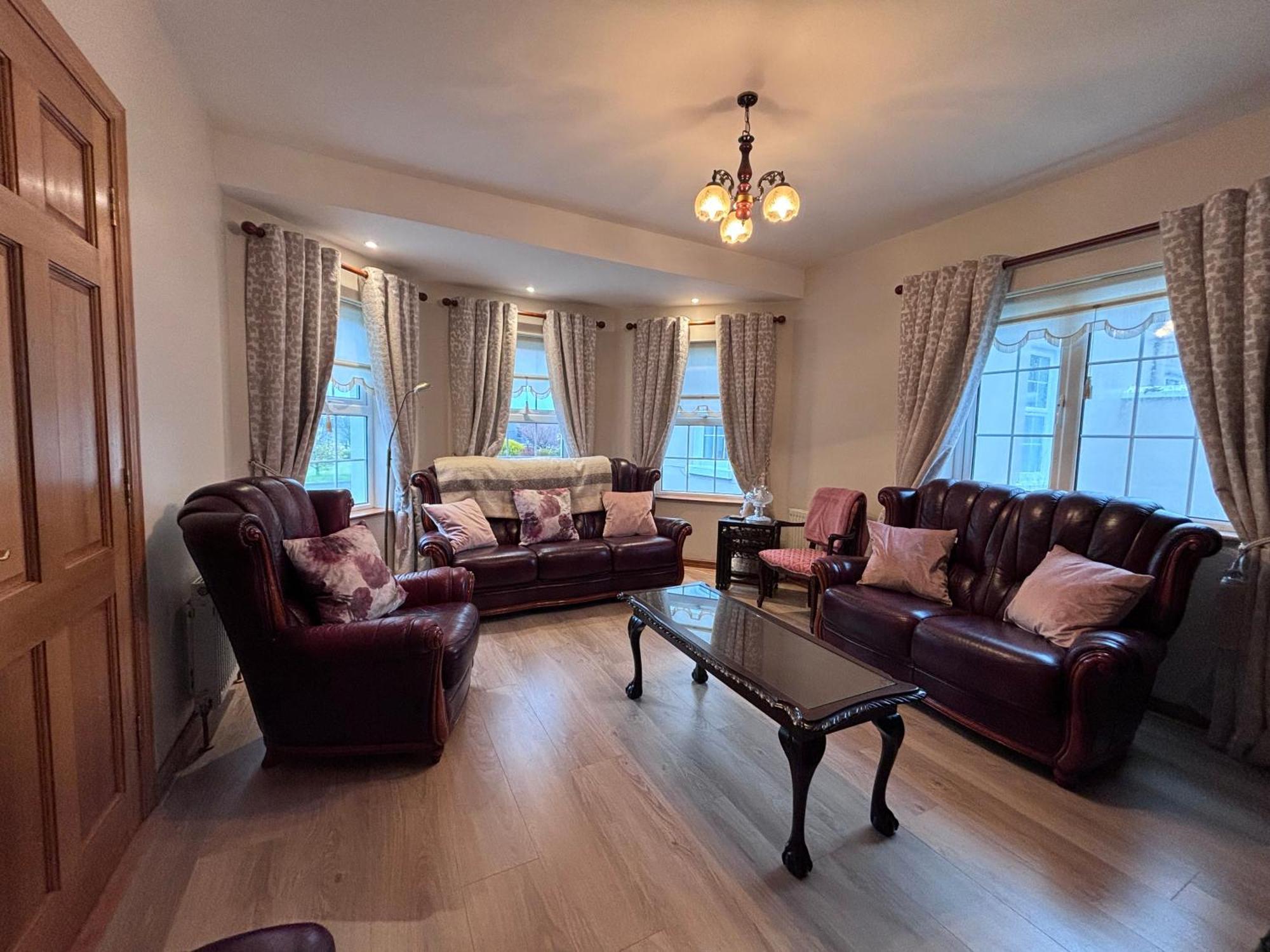 The Lodge Self Catering Castlerea Esterno foto